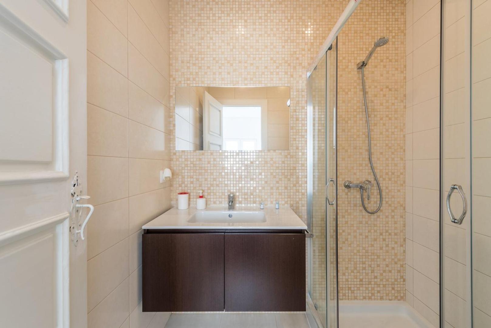 Guestready - Spacious Modern Stay In Porto Vila Nova de Gaia Luaran gambar